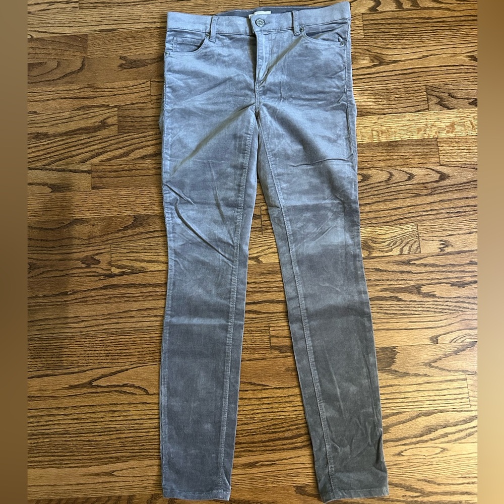 LOFT Gray Skinny Pants Versatile and Sleek